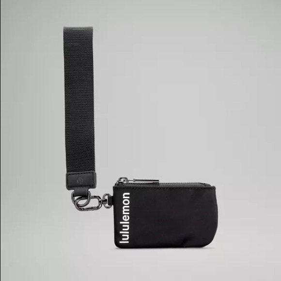 Dual pouch wristlet - Picture 1 of 2